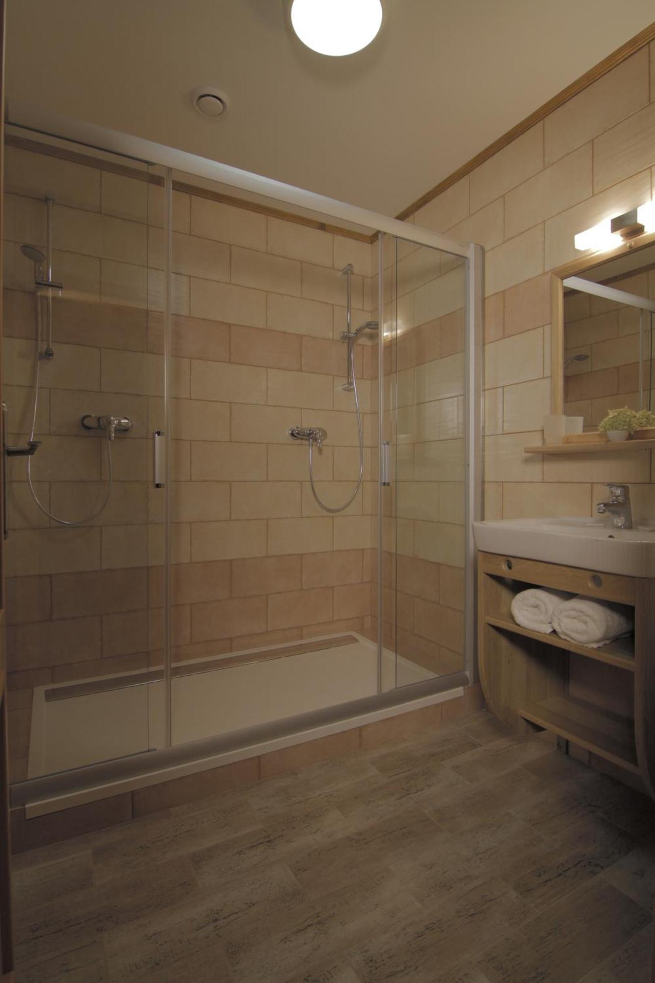 Pension U Lipy Bynovec Habitación foto